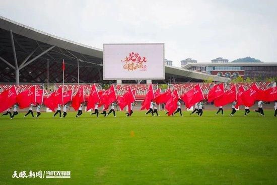 13天5首发，远藤航是红军时隔18年来再度达成此成就的球员在今天凌晨结束的英超第17轮比赛中，利物浦客场2-0击败伯恩利，先赛一场领跑联赛积分榜。